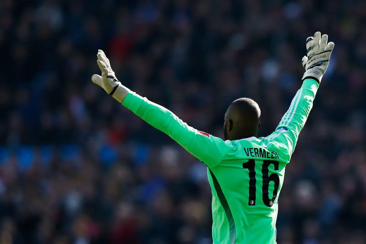 Van Champions League naar Kaas League Glorie: Voormalig Feyenoord- en Ajax-Doelman Sluit Zich Aan bij Lokaal Amateurelftal — Belooft…