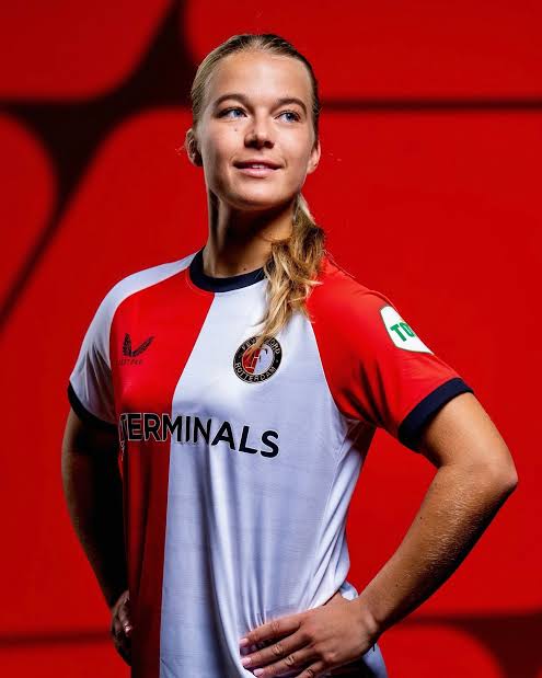 Wie is Kirsten van de Westeringh bij Feyenoord…