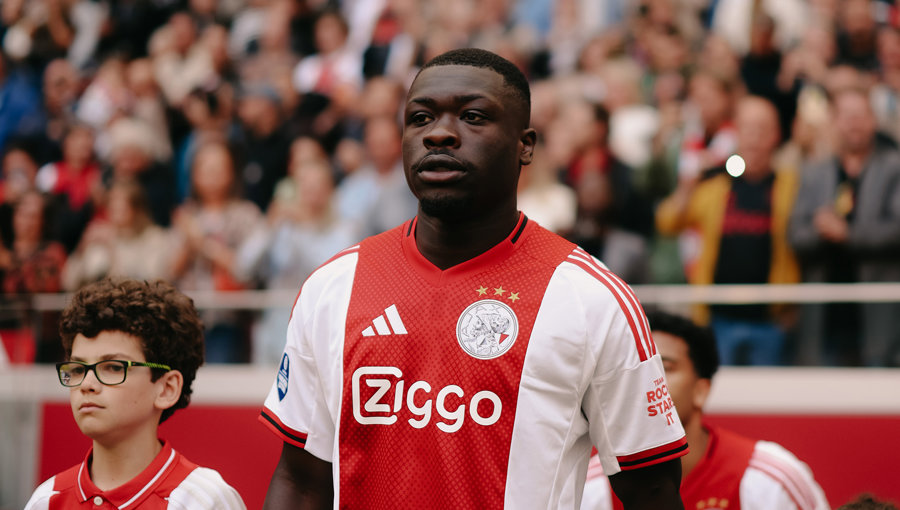 Brian Brobbey neemt emotioneel afscheid van Ajax en begint een nieuw hoofdstuk bij…