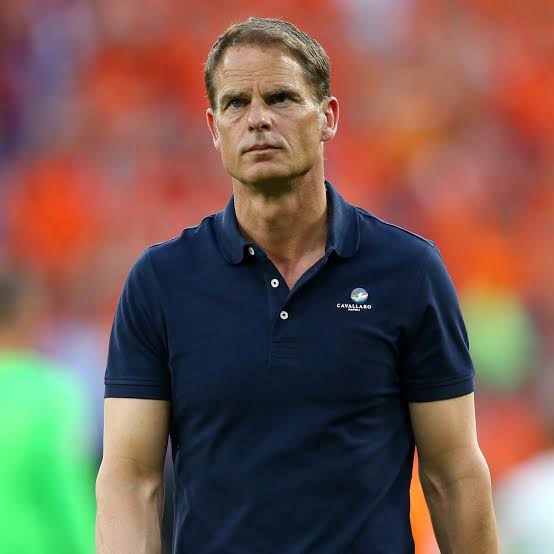 Frank de Boer ontvouwt zijn visie als technisch directeur van Ajax: “Terug naar de essentie van ons voetbal”…