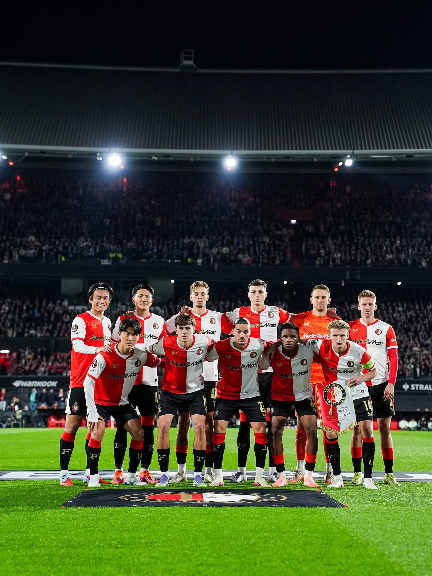 Aanvoerder Sem Steijn Twijfelachtig voor Feyenoords Komende Wedstrijd op Zondag, Aangezien Hij…