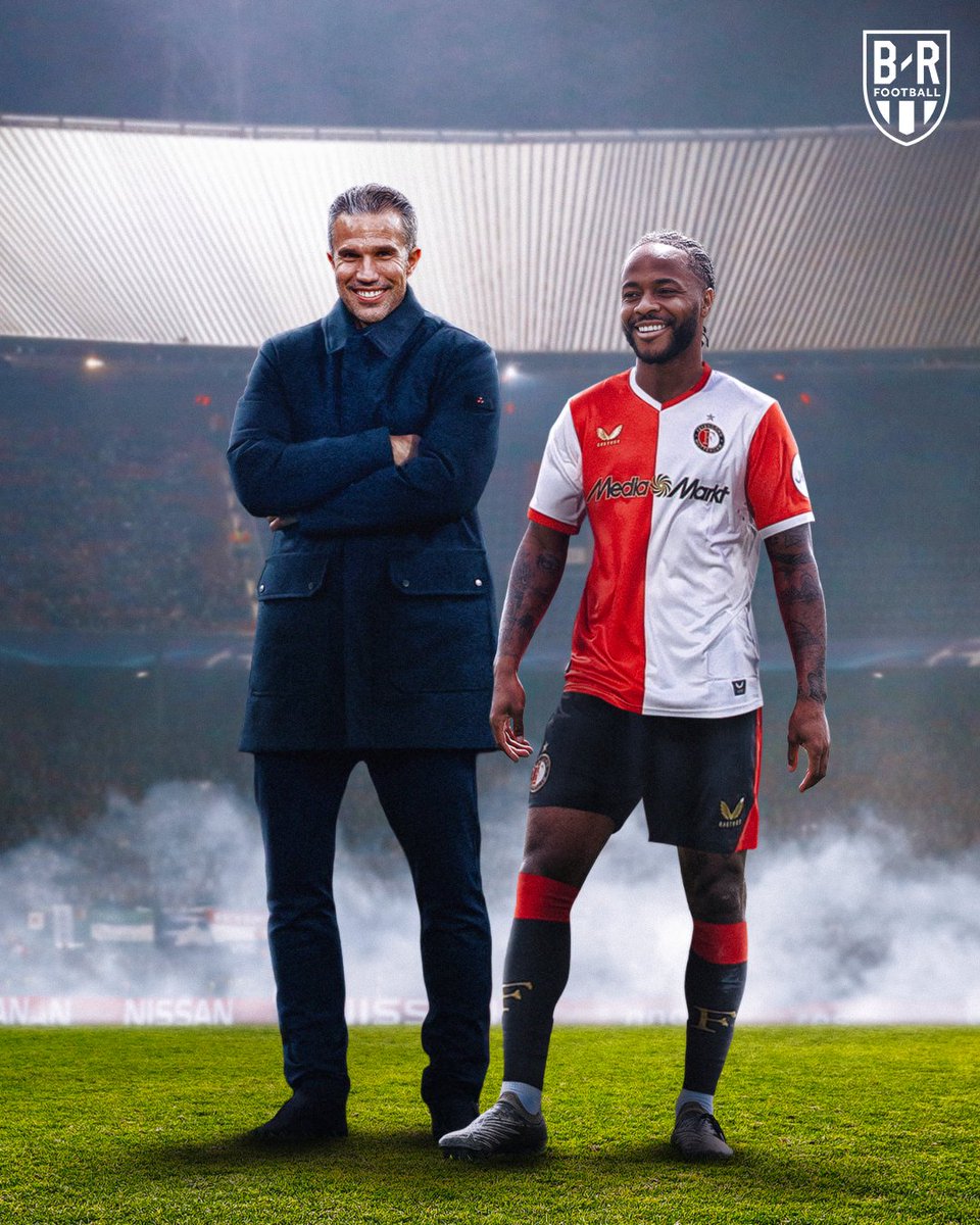 Feyenoordfans Juichen Terwijl Premier League-icoon Sterling Landt bij De Kuip…