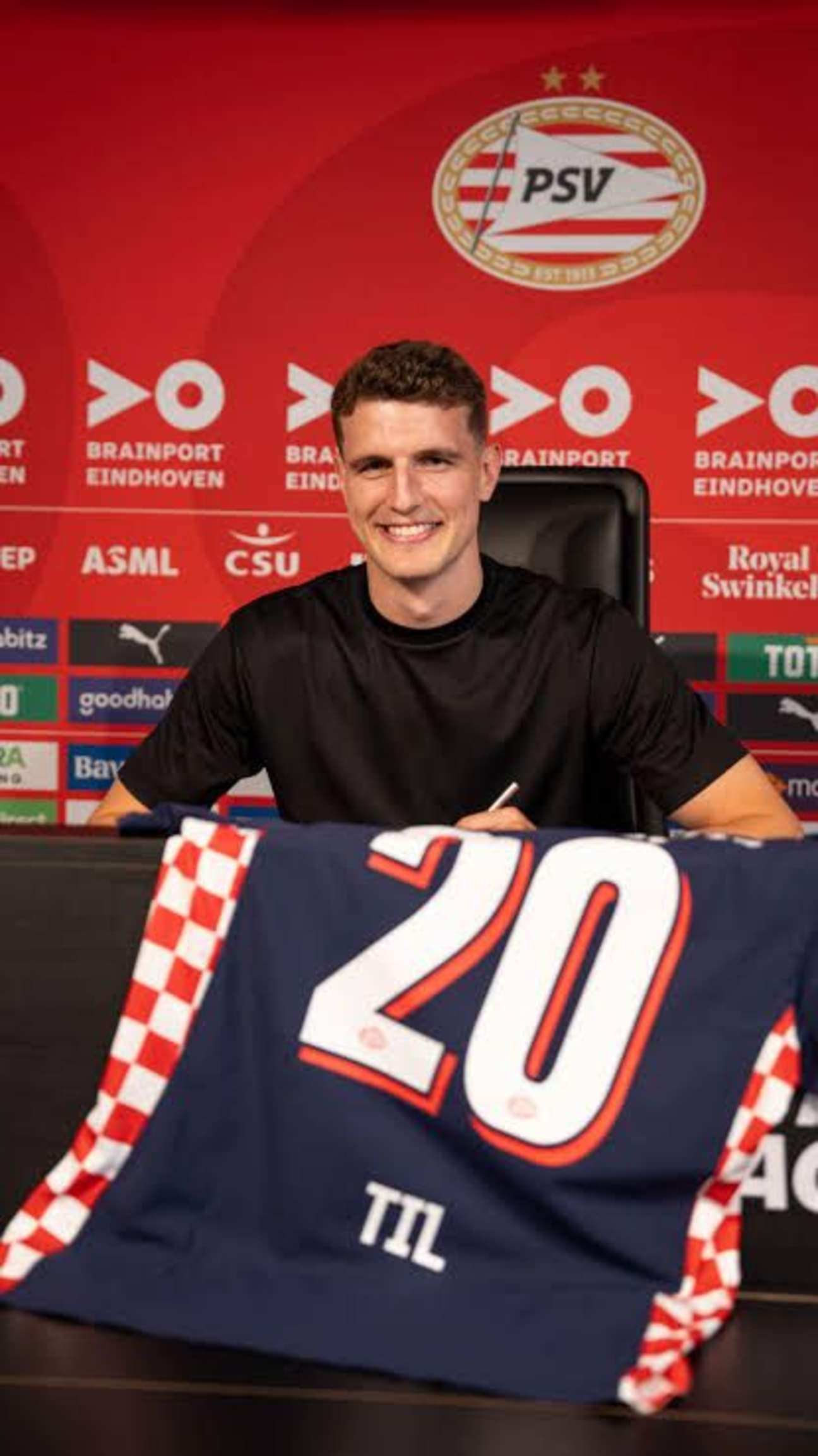 TIL 2026: GUUS TIL VERLENGT CONTRACT BIJ PSV EN BLIJFT TOT 2031 IN EINDHOVEN