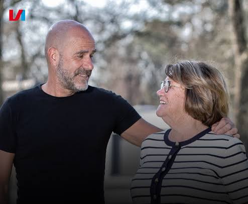 SHOCK IN EINDHOVEN: PETER BOSZ ROUWEN OM HET VERLIES VAN ZIJN MOEDER – PSV-FAMILIE IN STILTE VERENIGD RONDOM TRAINER