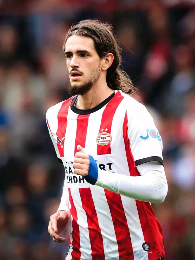 Late tegenslag voor PSV: Armando raakt geblesseerd tijdens warming-up voor duel tegen Utrecht