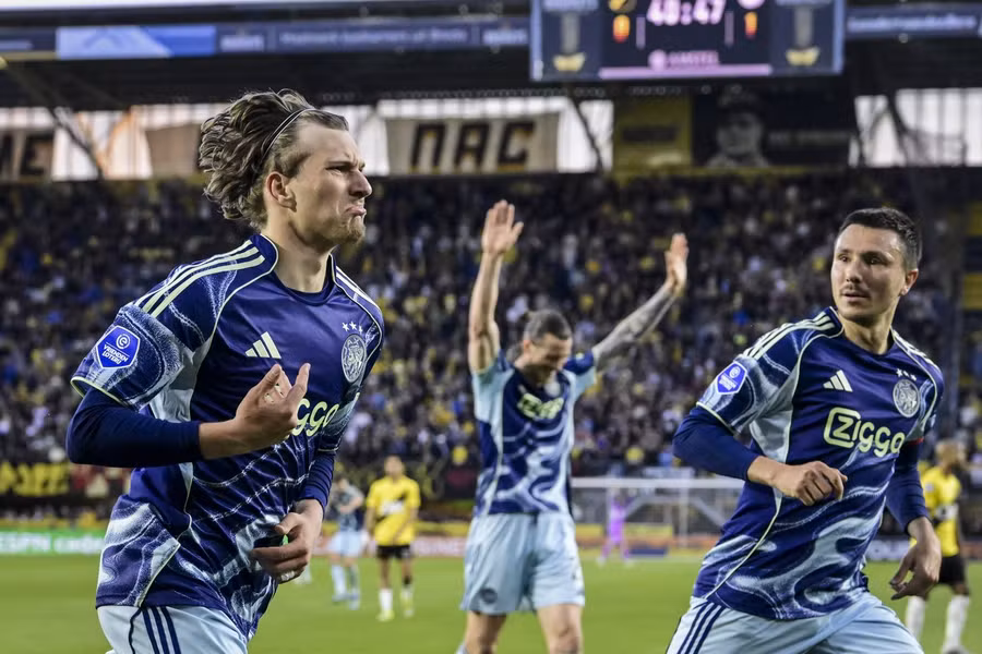 e90fc1d4-7d1d-4e70-b25d-87fb15270106