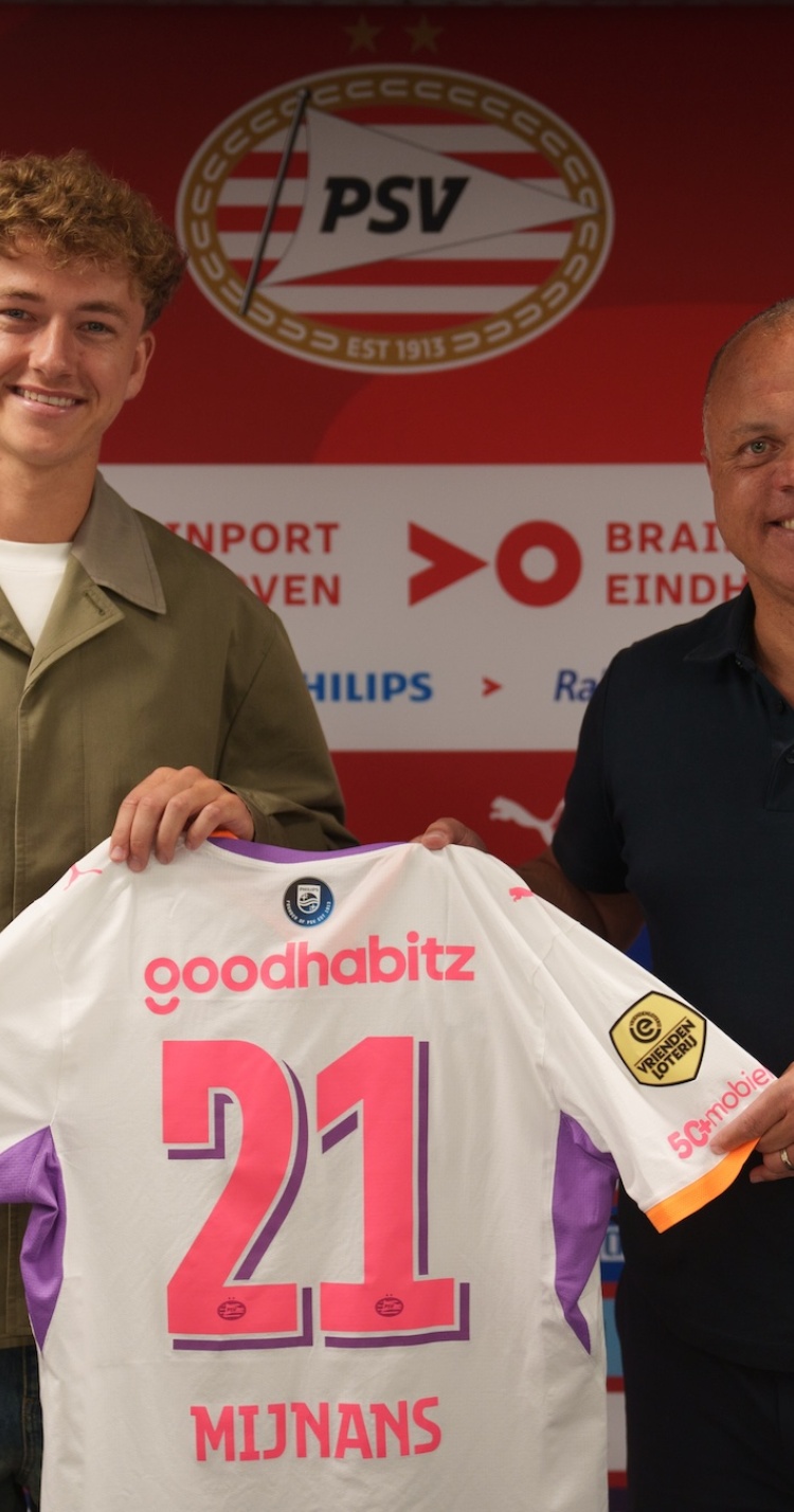 cid144644_1783364429719_PSV - Sven Mijnans - Signing-07052_750x1428_progr_95